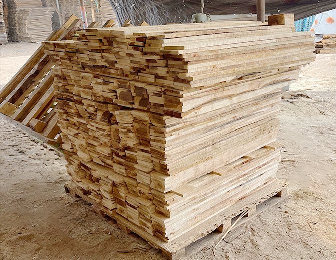 Vente de Planches en Bois – Qualité Supérieure